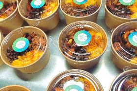 Feeds up to four. 1 large order of turmeric rice, 1 large order of black beans, choice of protein beef or chicken, or vegan option (jackfruit), 1 large order of plantains. (Gluten and dairy-free - vegan option)